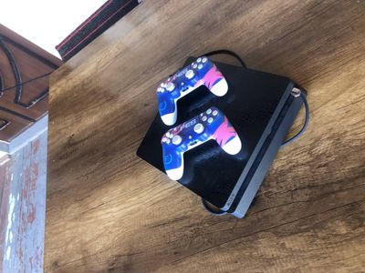 PlayStation4 slim 500GB