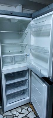 Indesit Xolodilnik sotiladi, ideal holatda