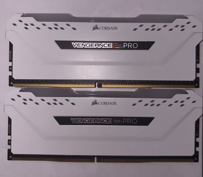 Corsair DDR4 8x2 16GB, 3600MHz