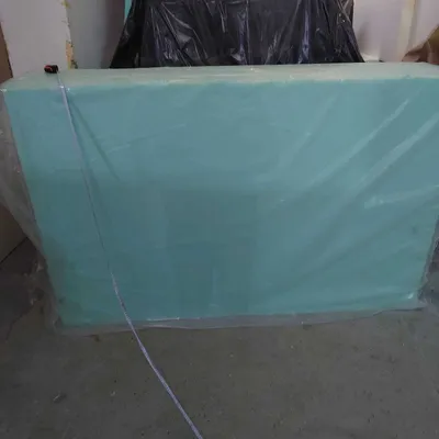 Поролон 16 плотность. 2метра на 1,31 метр, толщина 51 сантиметр.