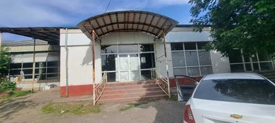 Xovos tumanidagi savdo do`koni
