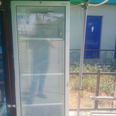 Artel vitrina haladilnik sotiladi holati yaxshi