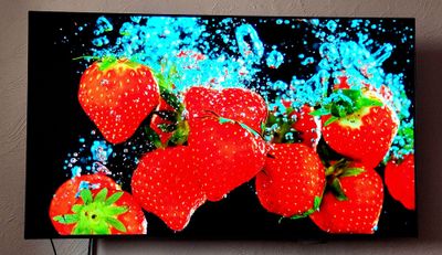 LG Oled 55 black.