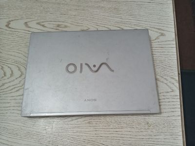 Ноутбук Sony хорошим состояние.