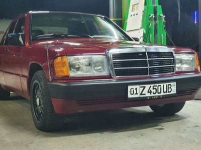 Mercedes Benz 190