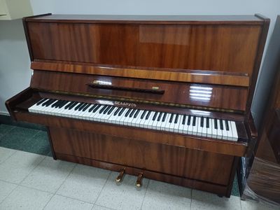 Belarus pianino Buxoroda