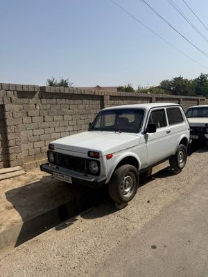 Нива 2121 Ваз 1994