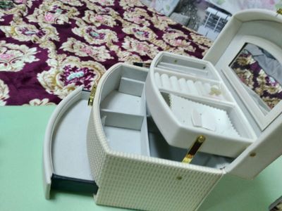 Aksesuvarlar uchun organayzr