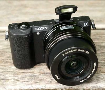 Цифровая фотокамера Sony Alpha A5100 Kit 16-50mm f/3.5-5.6