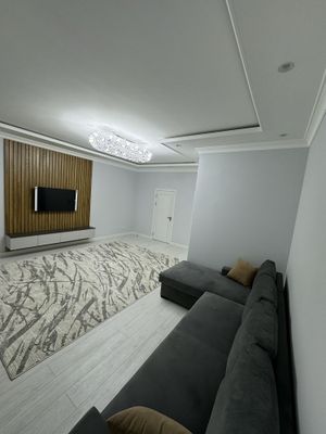 Продаю свою квартиру 2/2/10 Dream House. С мебелью и техникой