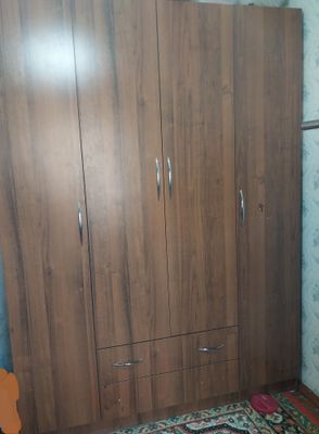 Mebel satiladi arzan berip jiberemen srochno