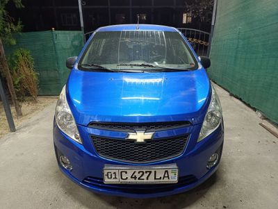 Chevrolet Spark в идеальном состоянии механика 2012 год