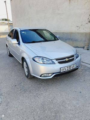 Jentra arenda s vikup