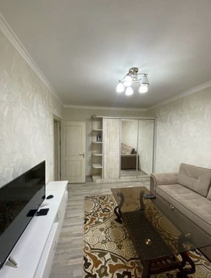 Аренда квартиры ( в центре )