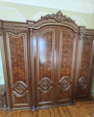 Spalni mebel sotiladi. Продается спальный гарнитур, шкаф, кровать, ко