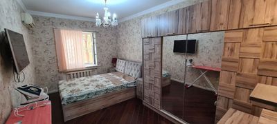 Аренда 3 комнатной, Госпитальный рынок