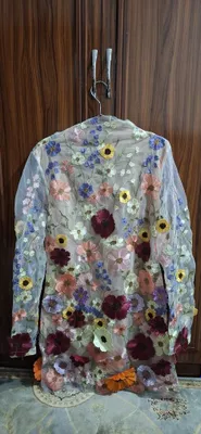 Платье с цветочным принтом на подкладке