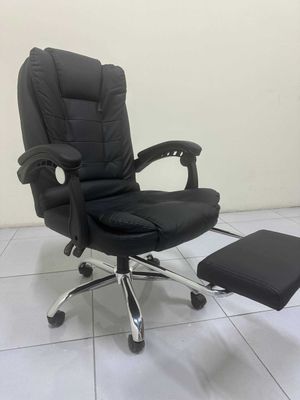Office kreslosi, massaj, oyoq uchun stoykali