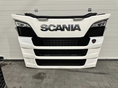 Капот для Scania S