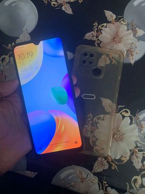 srochna redmi 10C sotiladi