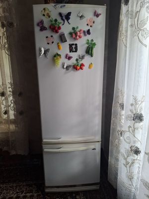 Продается свой холодильник состояние хороший матор не работает