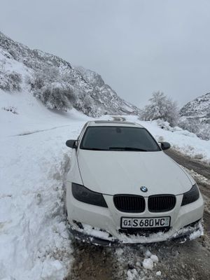 BMW e90 320 zori