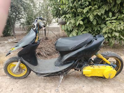 Skuter Honda Dio