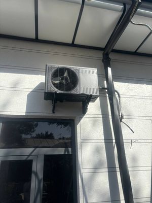 Срочно продаю кондиционер хаер 9 модель 1 год гарантия
