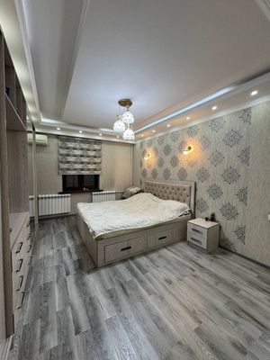 Сдаётся квартира 3х ком Яккасарай ул Бобура Аския Базар ID :09212