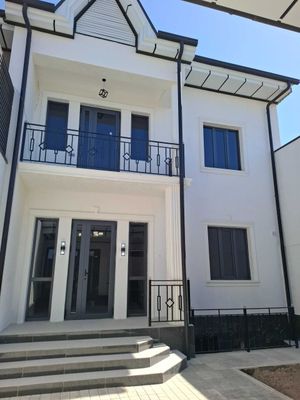 Продаётся двухуровневый еврокоттедж в Бектемирском районе ( Ик - Ота).