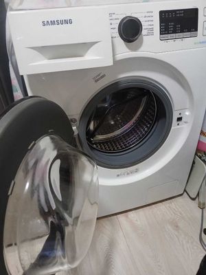 Продаётся стиральная машинка Samsung