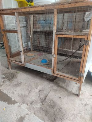 Qapas sotiladi uzumi 130 eni 70 boʻyi 1metr