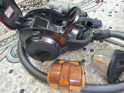 Продаётся пилесос LG 2000w