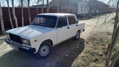 Srochno Vaz 2107 sotiladi