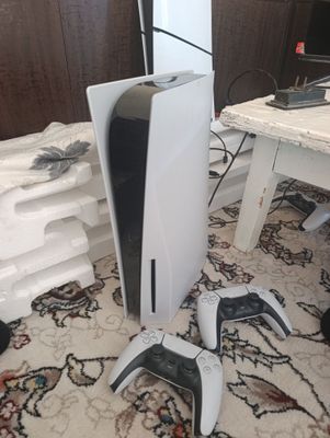 Playstation 5 diskavodli