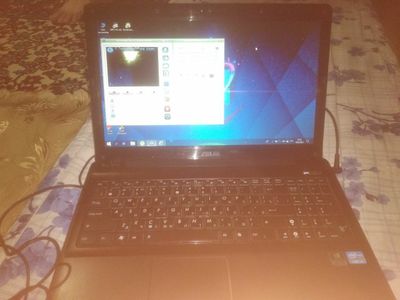 Asus J52Jc idial xolatda