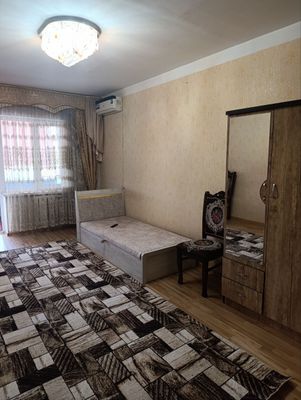 Kvartira 3 xonali student qizlar uchun