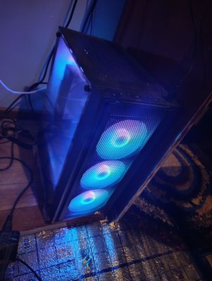 Kompyuter, PC sotiladi yangi i5 13- avlod