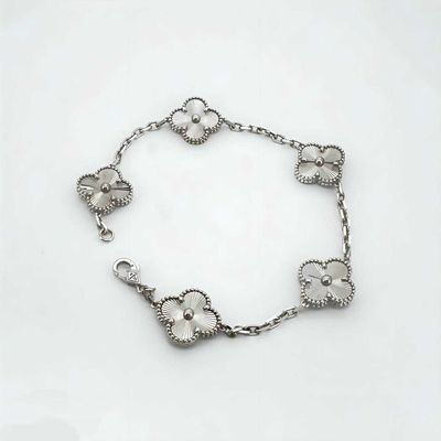 Золотой браслет в стиле Van Cleef & Arpels 750 пробы