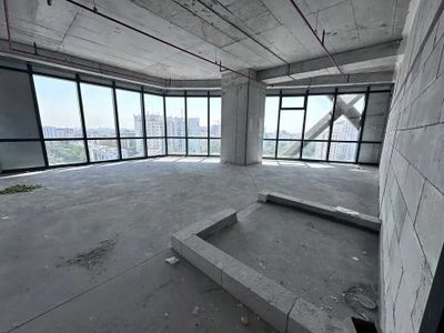 СРОЧНО ПРОДАЁТСЯ нежилое помещенине на ЖК Piramit Tower