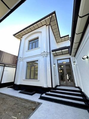 Срочно продаётся участок Юнусабад ориентир Зенит 2.5 сотки 6 комнат !!