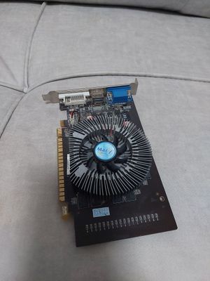 Видеокарта 1 гигабайт.128 бит