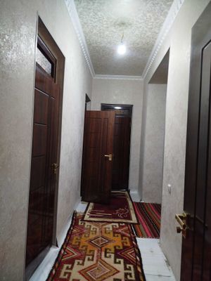 Qarshi tuman Batosh MFY 6sotixli hovli sotiladi
