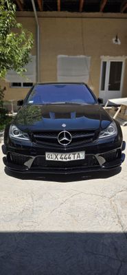 W204 c63 m157 Amg mator 525 ot kuchi