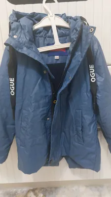 Sotiladi:  kurtka- 3-5 yoshga. 200 000, yangidek.