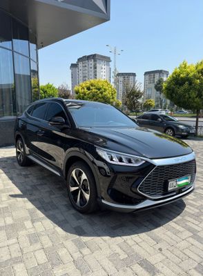 Byd song plus Hybrid