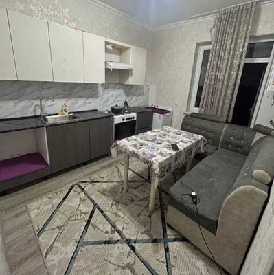Mirzo Ulugʻbek metro bekati Bunyodkor stadioni yaqnida arenda