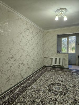 Срочно аренда квартиру Массив Ялангач 2/4/4 балкон 1.5/3 С ремонтом