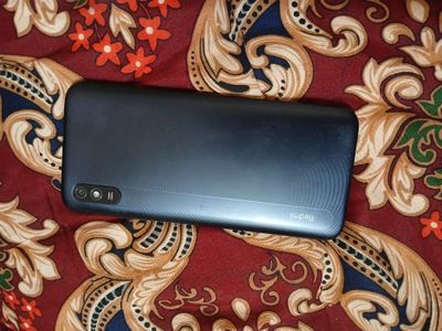 Redmi 9 a mi idealni holatda