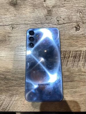 Samsung A15 srochna